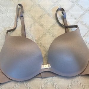 Victoria’s Secret Taupe Color Plunge Bra